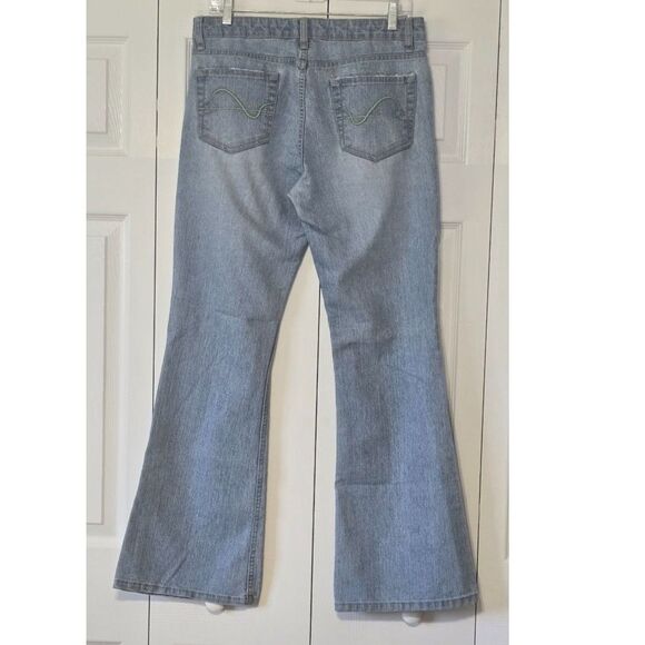 Duck Head Women's Flare Jeans Size 11 Light‎ Wash Blue Denim Stretch - Picture 2 of 15